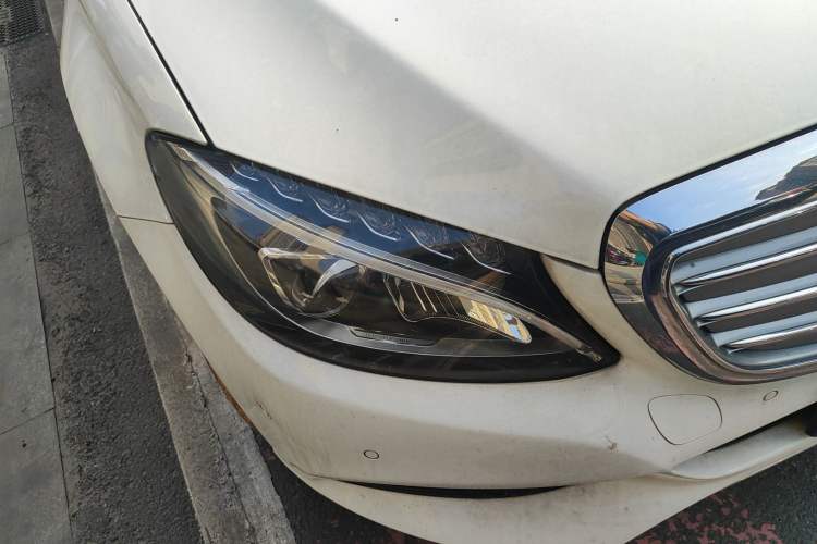 Used Mercedes-Benz C-Class 2015 Facelift C 200 L
