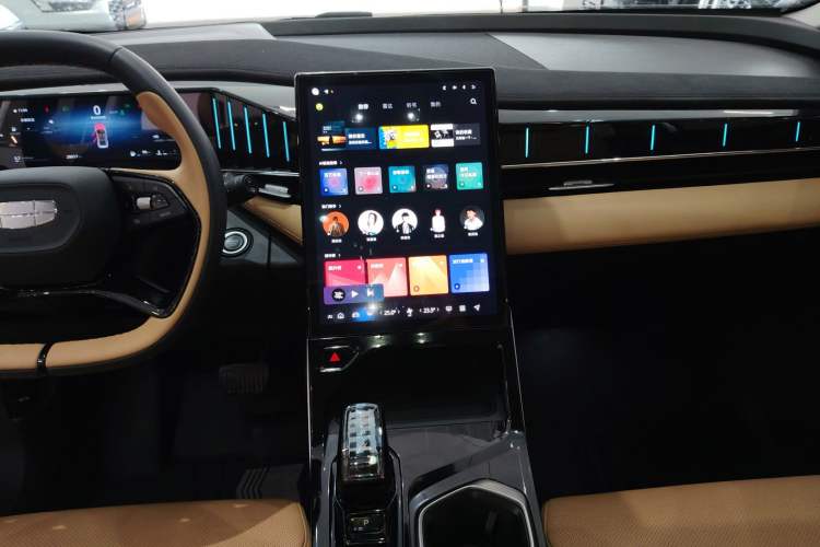 Used Geely Auto FX11 2023 1.5TD DCT Prestige Edition