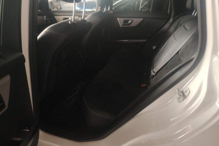 Used Mercedes-Benz GLK-Class 2015 GLK 260 4MATIC Dynamic Edition Ultimate Version
