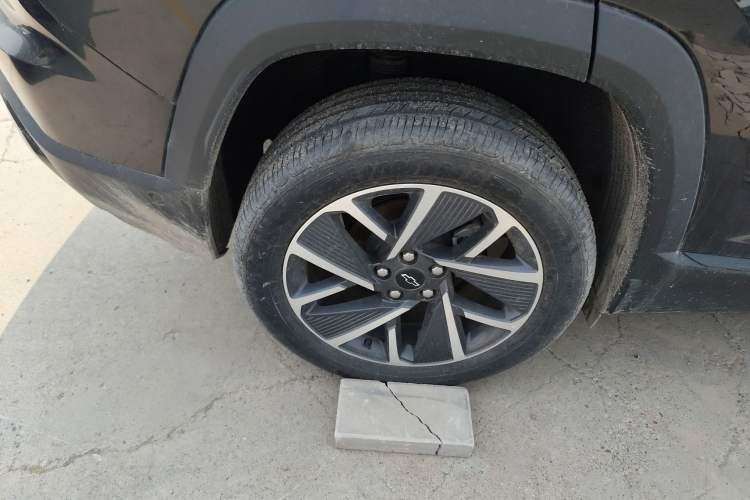 Used Chevrolet Equinox Plus 2024 102km RS Ultimate Edition Exterior 5