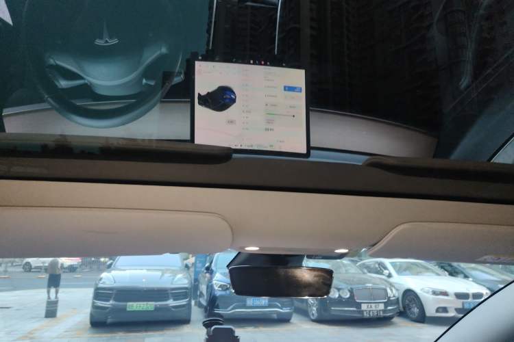 Used Tesla Model 3 2019 Long-Range Rear-Wheel-Drive Version
