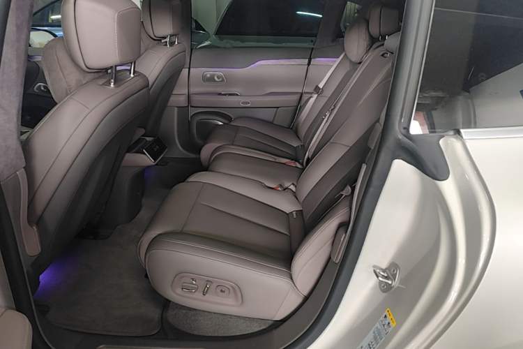 Used Nio ET7 2024 75 kWh Executive Edition

