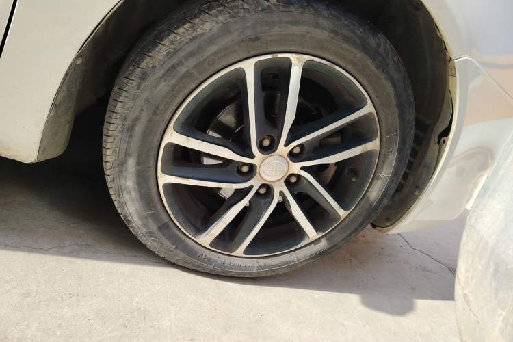 Used Bestune B50 2013 1.6L manual Comfort trim level
