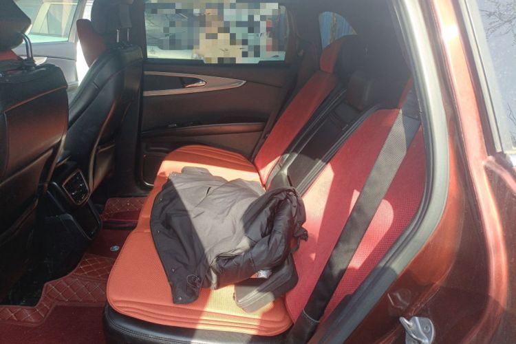 Used Lincoln MKX 2015 2.0T Two-Wheel Drive Deluxe Edition Left Rear Seat