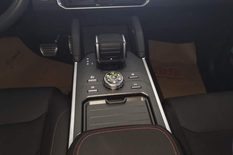 Used JETOUR Traveler 2023 2.0T All-Wheel-Drive Crosser
