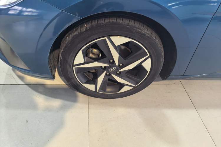 Used Hyundai Elantra 2021 1.5L CVT LUX Prestige Edition