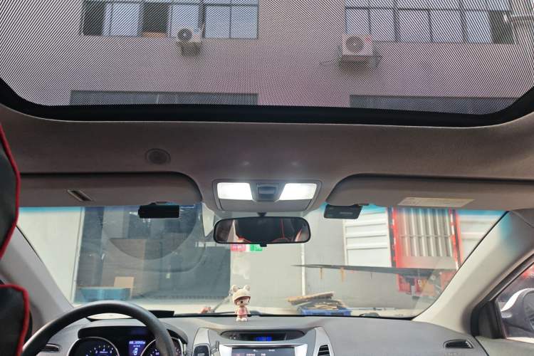 Used Hyundai Elantra (5th Generation / Langdong) 2016 1.6L Automatic Prestige Model
