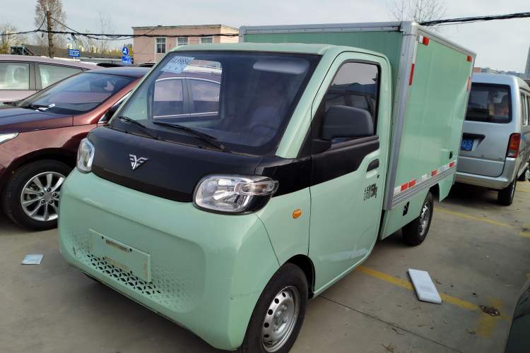 Used REACH MINI Truck 2025 Model 150 km Van—Striving Type