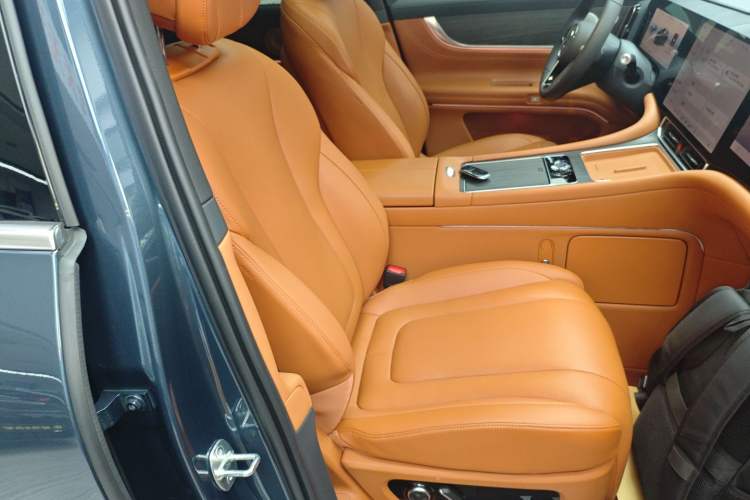 Used Hima AITO M9 2024 Range-Extended Ultra Version 42 kWh 6-Seater Model
