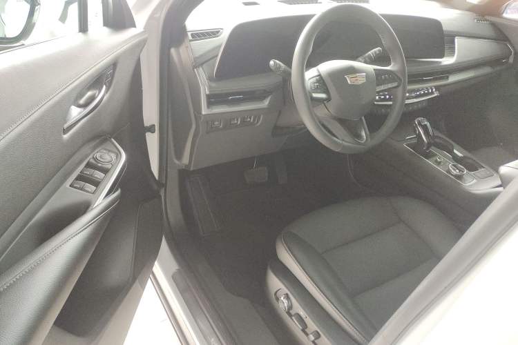 Used Cadillac XT4 2024 Facelift 28T Two-Wheel-Drive Prestige Version