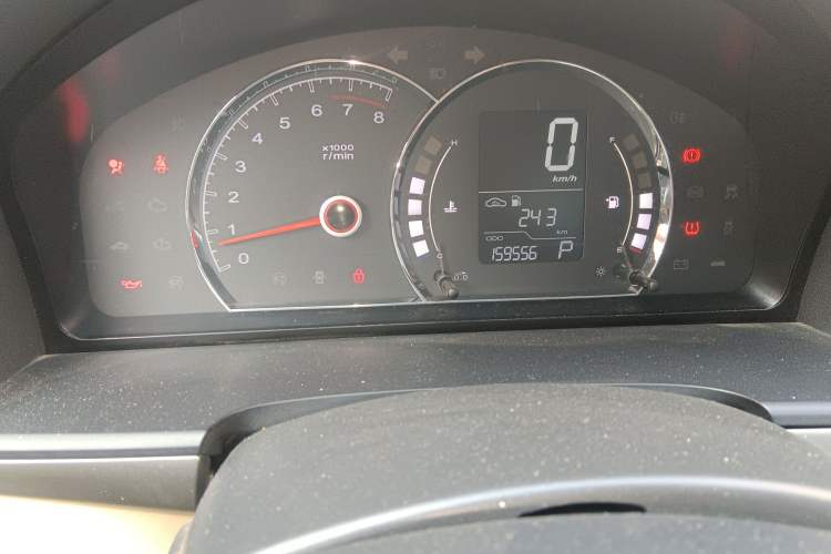 Used Roewe 350 2015 1.5L Automatic Luxury Sunroof Edition