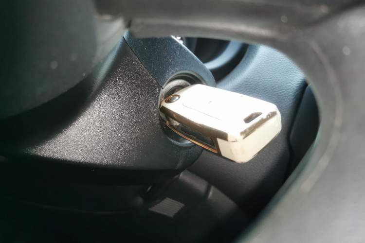 Used Jeep Renegade 2017 180T Automatic Kinetic Edition+ Vehicle Key