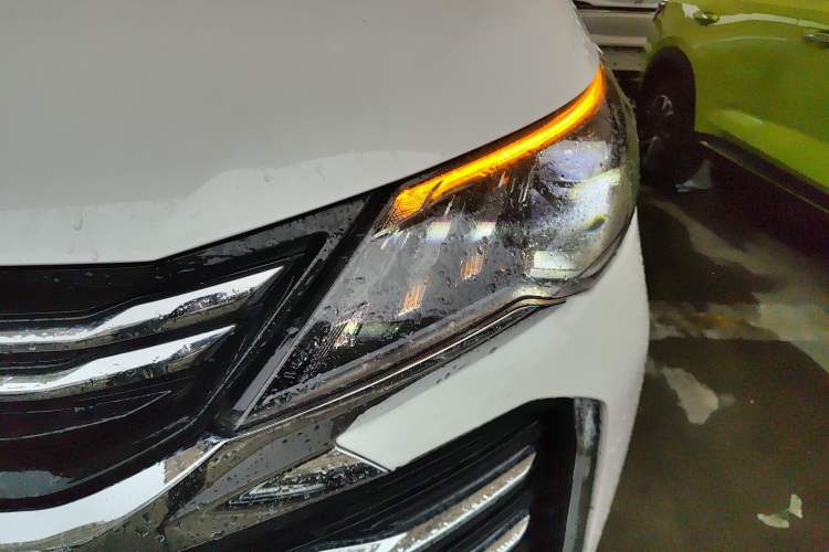 Used SAIC MAXUS G50 2023 PLUS 1.5T Happiness-Recommended Automatic Start Edition Left Front Headlight