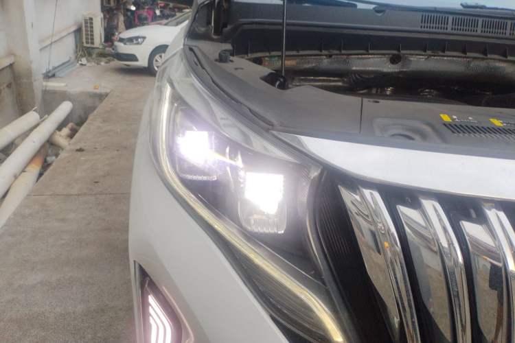 Used GAC Trumpchi M8 2021 Lingxiu Series 390T Deluxe Edition
