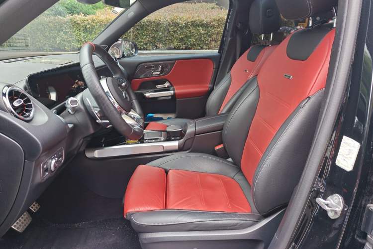 Used Mercedes-Benz GLB AMG 2022 AMG GLB 35 4MATIC
