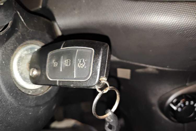 Used Ford Fiesta 2013 Hatchback 1.5L Manual Fashion Edition