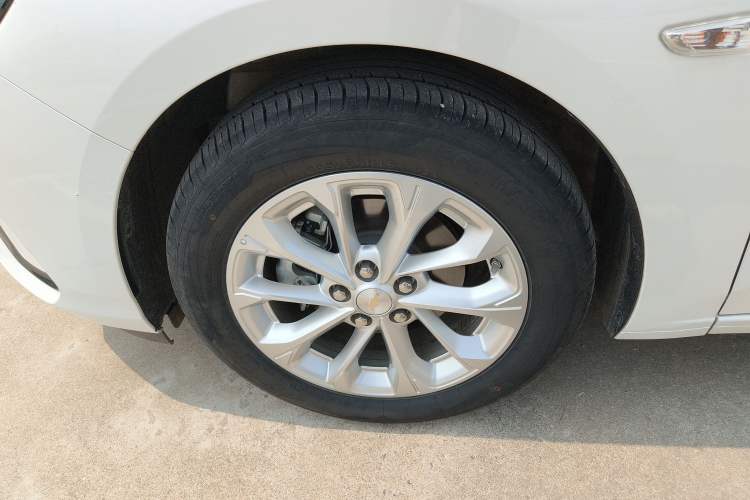 Used Chevrolet Monza 2024 1.5L Dual-Clutch Enjoyment Edition Left Front Wheel Hub