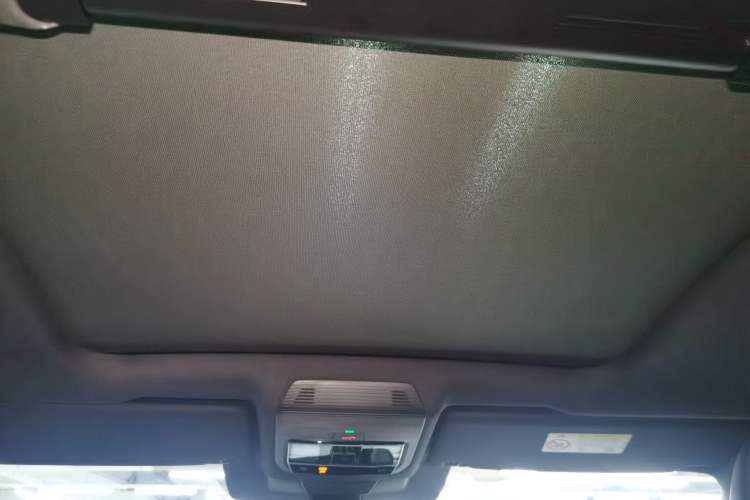 Used Volkswagen Teramont 2025 Tiguan Pro 450TSI Four-Wheel Drive Summit Edition Headliner