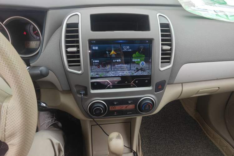 Used Nissan Sylphy 2019 Classic 1.6XE+ CVT SmartConnect Leading Edition Audio And AC Panel