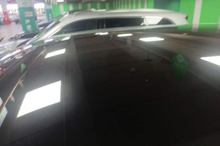 Used Venucia VX6 2026 Model Large Flat Floor Long-Range Smart Luxury Edition
