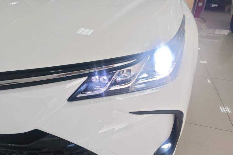 Used Toyota Corolla 2024 1.8L Smart Electric Hybrid Dual-Engine Elite Edition
