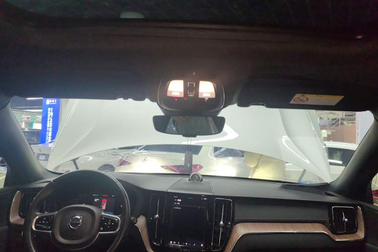 Used Volvo XC60 2022 B5 4x4 Smart Luxury Edition