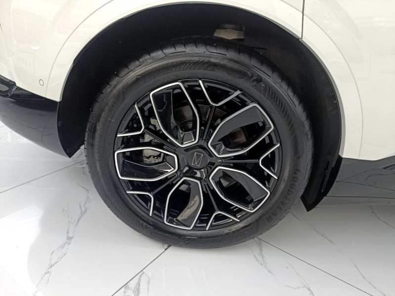 Used Avatr 07 2026 Ultra Pure-Electric All-Wheel-Drive Version — 25