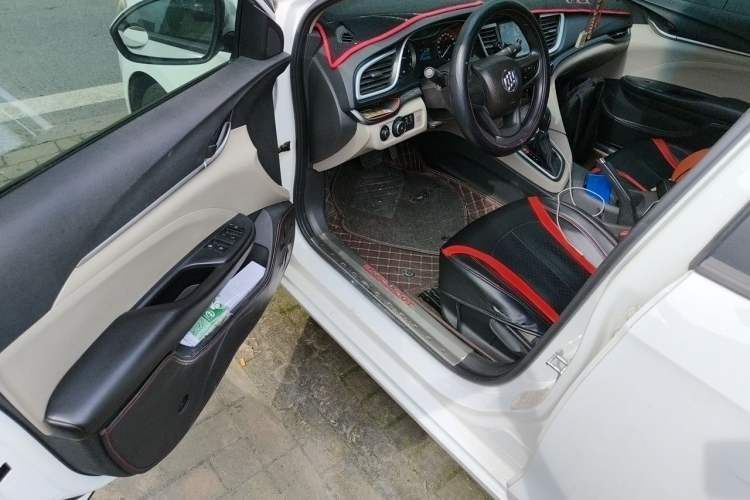Used Buick GT 2015 15N Automatic Entry-Level Trim
