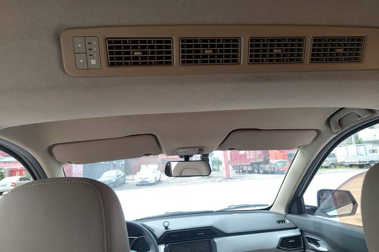 Used Wuling Hongguang 2018 1.5L S Comfort Model L2B
