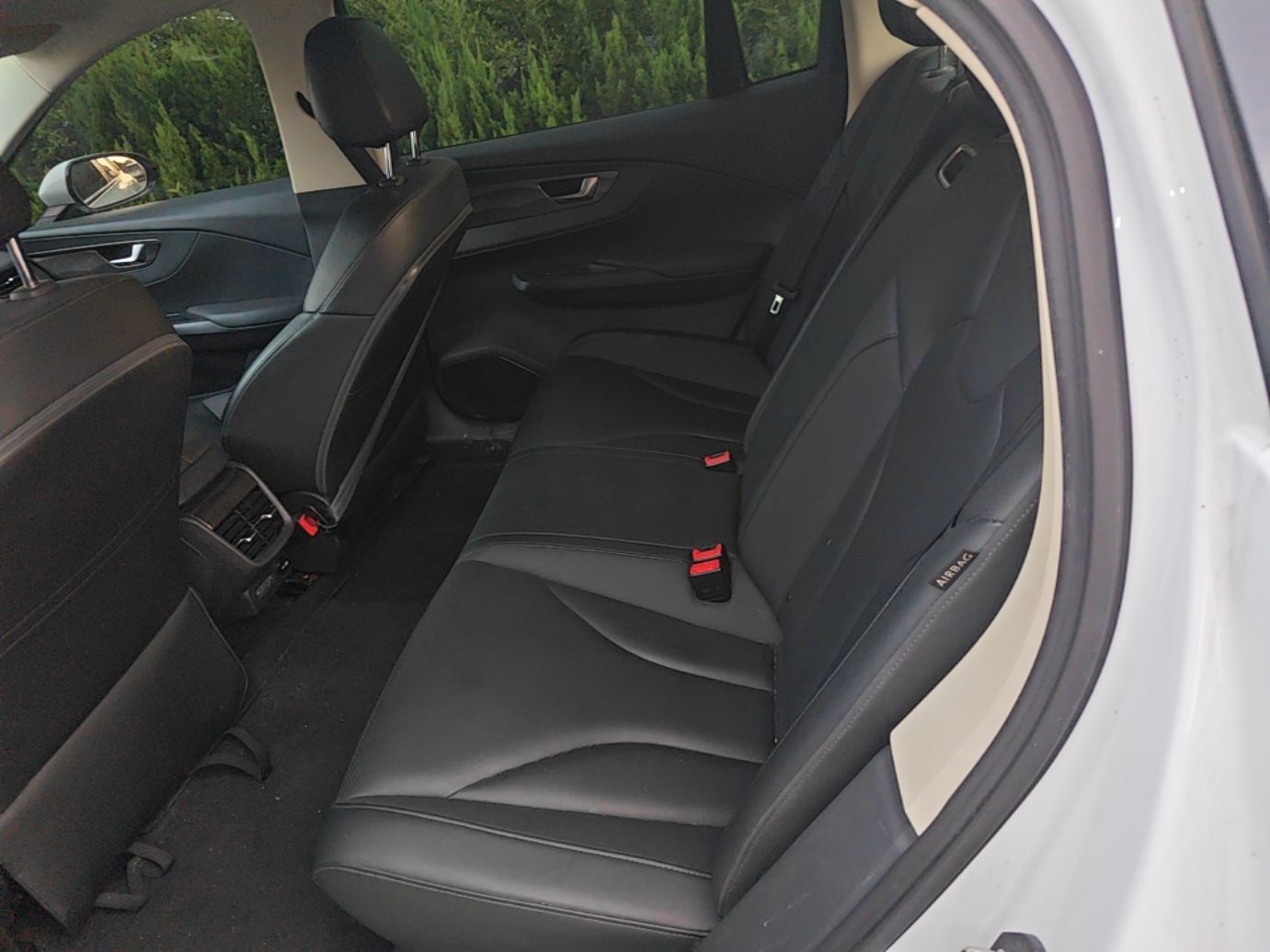 Hongqi E-QM5 2024 450km Range Commuter Version — снимка 20