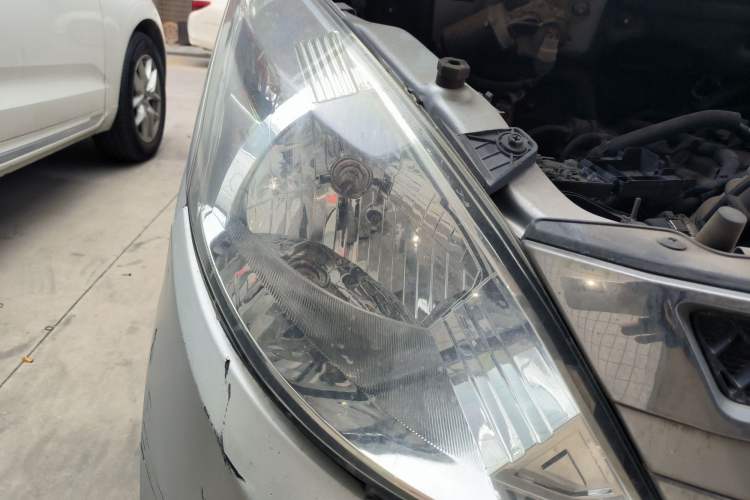 Used Wuling Rongguang V 2018 1.5L Standard Version
