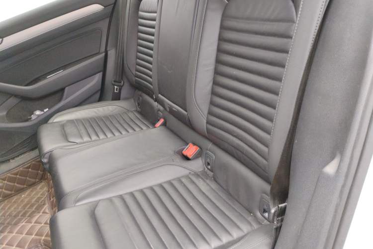 Used Volkswagen Magotan 2019 330TSI DSG Leading Edition China V Standard