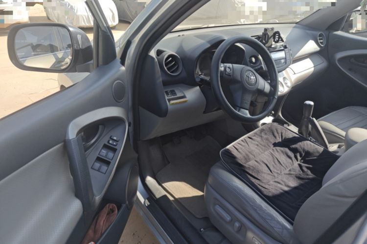 Used Toyota RAV4 2010 2.0L Manual Deluxe Upgrade