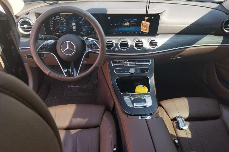 Used Mercedes-Benz E-Class 2022 Updated E 300 L Luxury Edition
