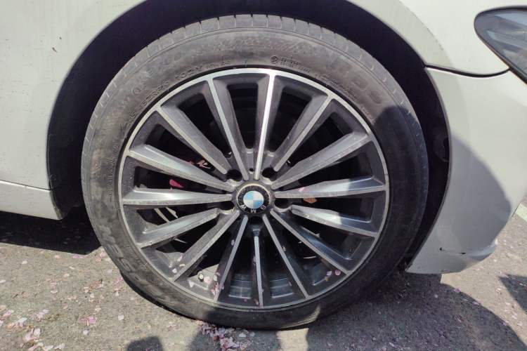 Used BMW 5 Series 2014 520Li Elegant Model