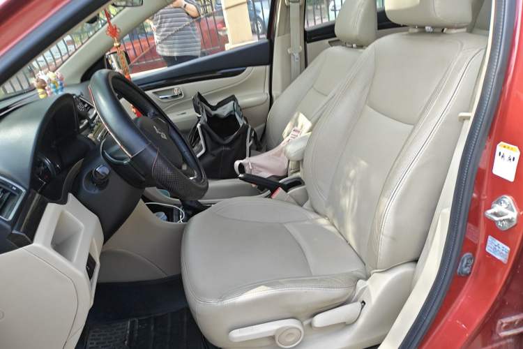 Used Suzuki Alivio 2015 1.6L Automatic Enjoyment Model
