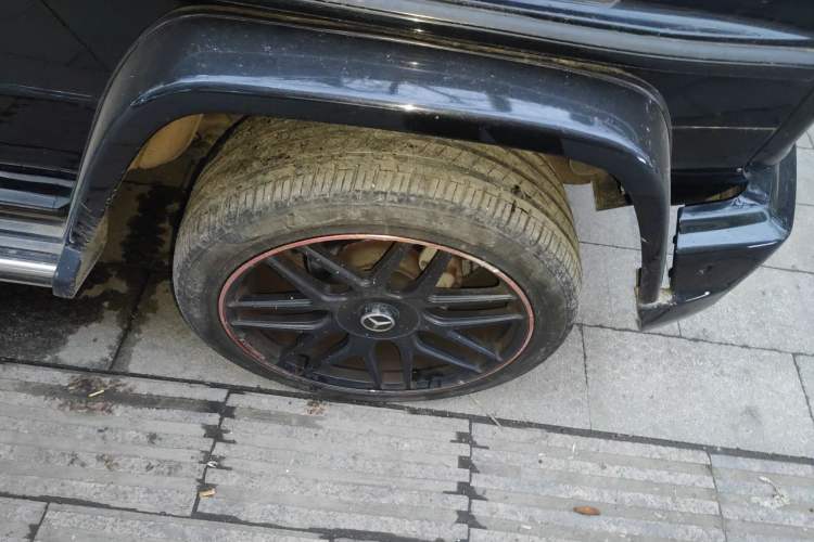 Used Mercedes-Benz G-Class 2013 G 500 Right Front Wheel Hub