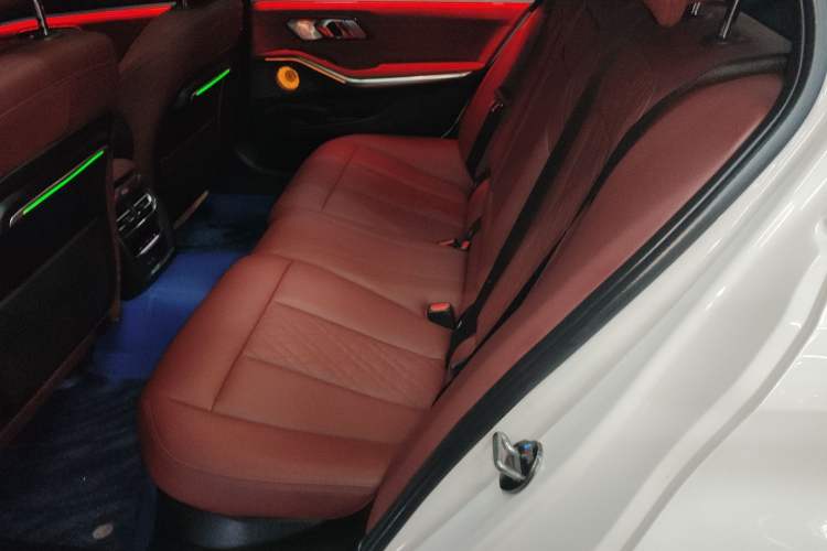 Used BMW 3 Series 2021 Facelifted 320Li M Sport Package Left Rear Seat