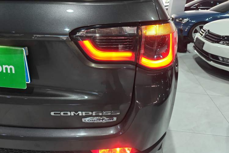 Used Jeep Compass 2017 200T Automatic Family Edition Right Rear Taillight