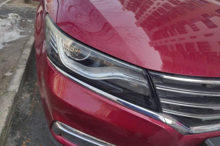 Used Roewe RX5 2016 20T Two-Wheel Drive Automatic Internet Smart Edition