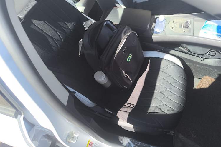 Used BYD Seal 05 DM-i 2025 DM-i Smart Drive 55KM Luxury Model Right Front Seat