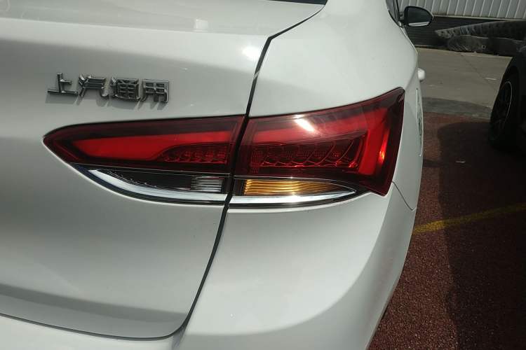 Used Buick GT 2019 18T Automatic Connected Elite Model China V Standard Right Rear Taillight