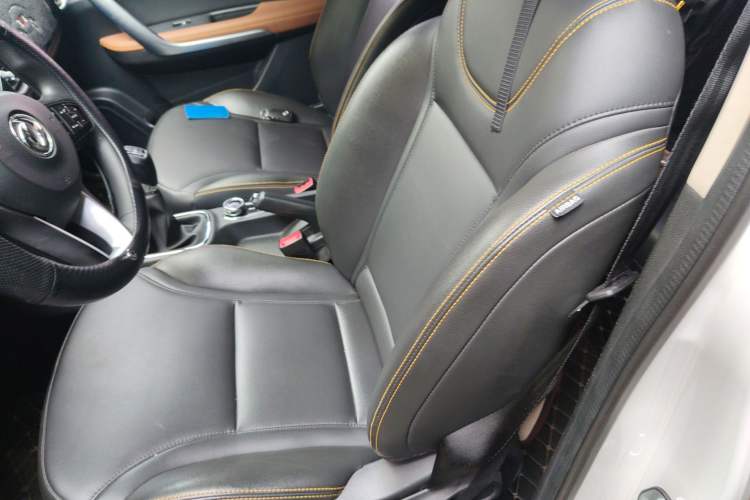 Used Dongfeng Aeolus AX4 2017 1.6L Manual ChaoShang Model
