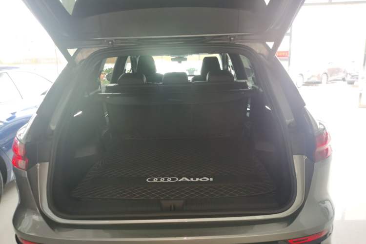 Used Audi Q5 e-tron 2023 40 e-tron Shining Edition Brocade Suit Trunk