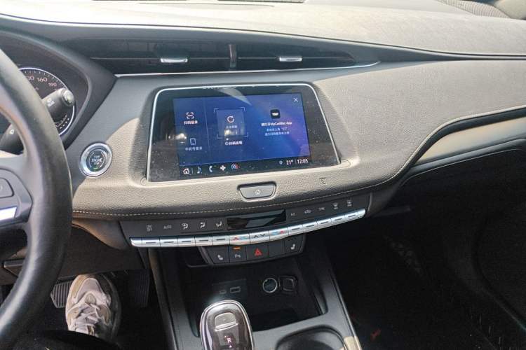 Used Cadillac XT4 2021 28T Two-Wheel Drive Luxury Version Audio And AC Panel