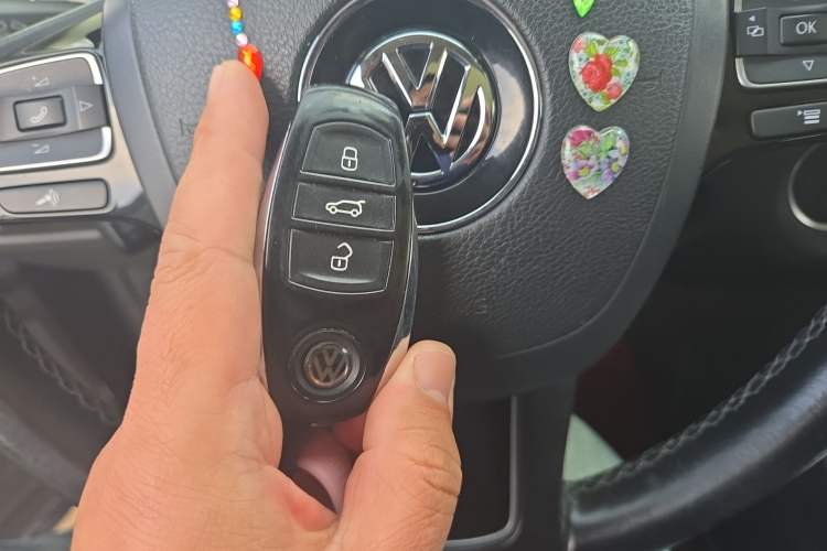 Used Volkswagen Touareg 2017 3.0 TSI Touareg Model Vehicle Key