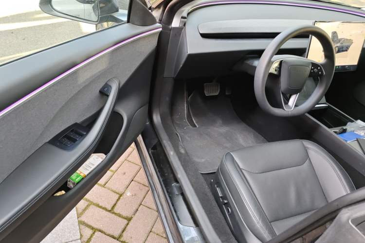 Used Tesla Model 3 2023 Rear-Wheel-Drive Version
