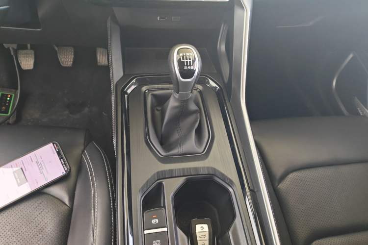 Used Geely Auto Vision X6 2021 PRO 1.4T Manual Luxury Model Gear Lever