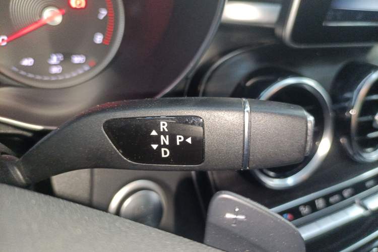 Used Mercedes-Benz C-Class 2017 C 200 L Sport Edition Gear Lever