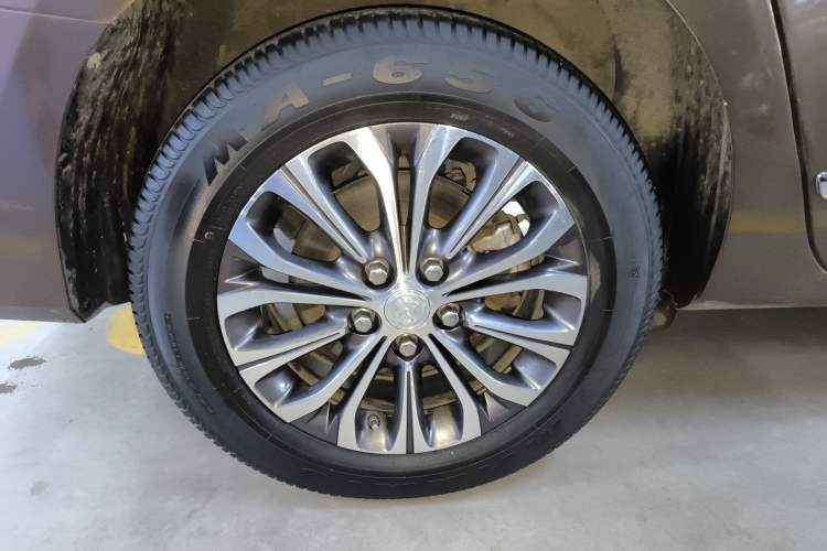 Used Buick GL8 2020 Land Business Class 652T Luxury Model
